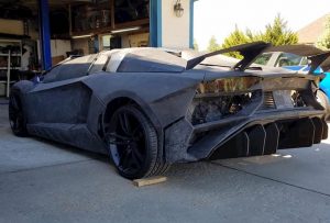 Ông bố dùng công nghệ in 3D làm xe Aventador S